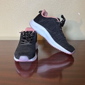 U.S. Polo Assn. Black & Pink Mesh Tennis Shoes – Size 8, Brand New